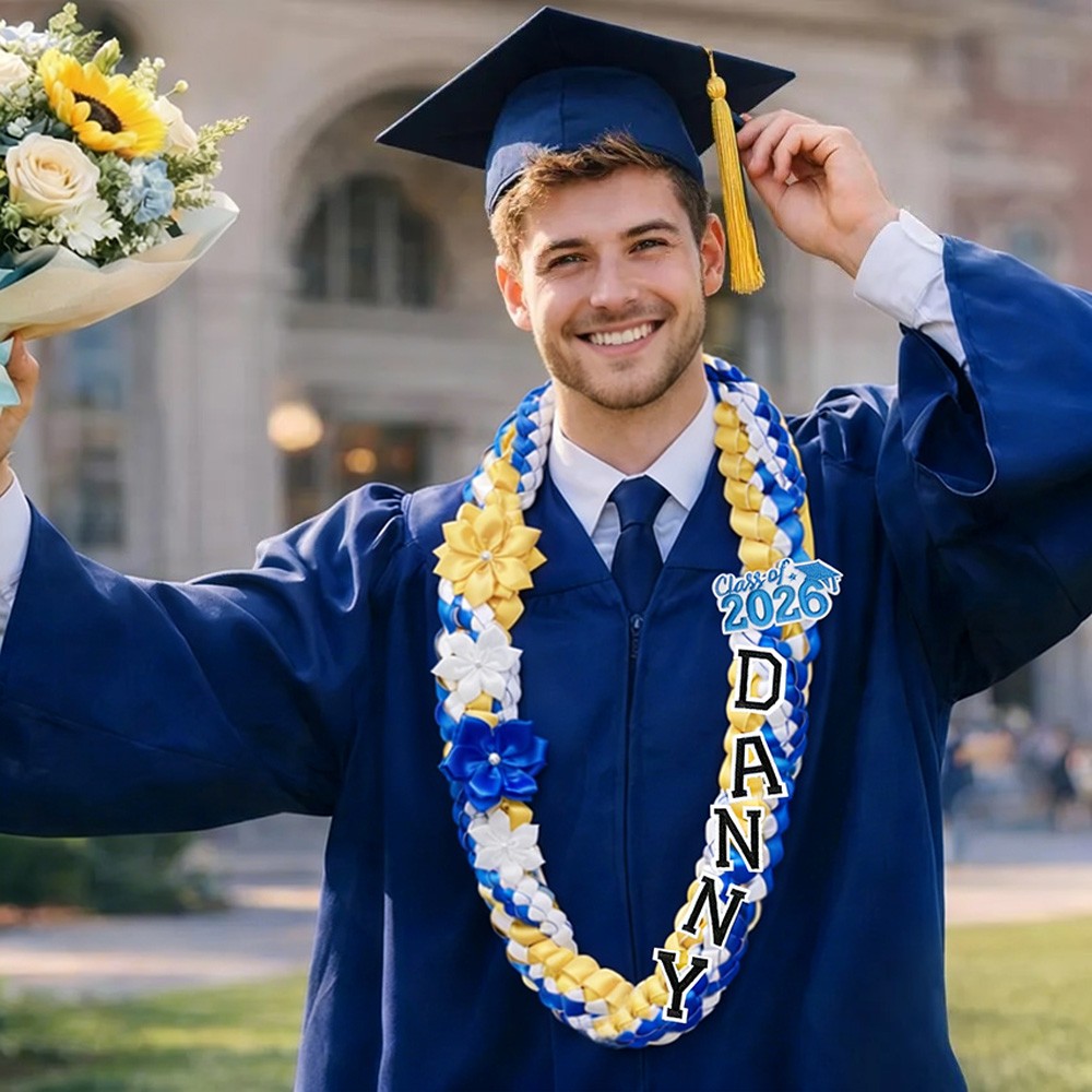 Personalized 2026 Graduation Lei with Name Grad Gift