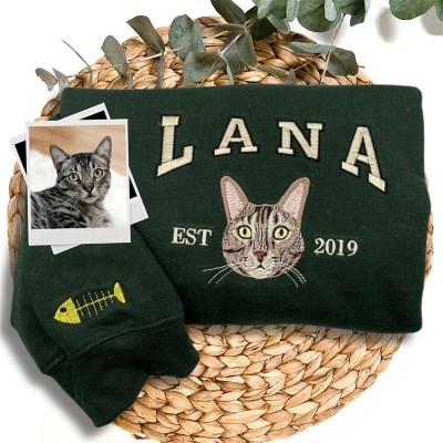Custom Pet Face Embroidered Sweatshirt Gift for Pet Lovers