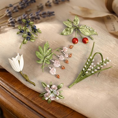 Personalized Birth Flower Brooch Keepsake Gifts for Grandma Mom Mother's Day Gift